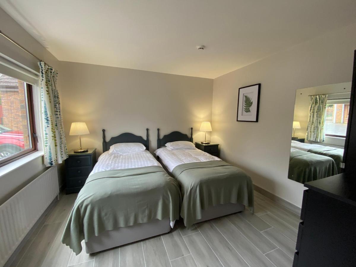 Tullybay Holiday Homes Eksteriør bilde